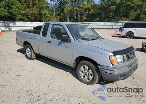 2000 Nissan Frontier King Cab Xe from USA, damaged, VIN 1N6DD26S2YC406914